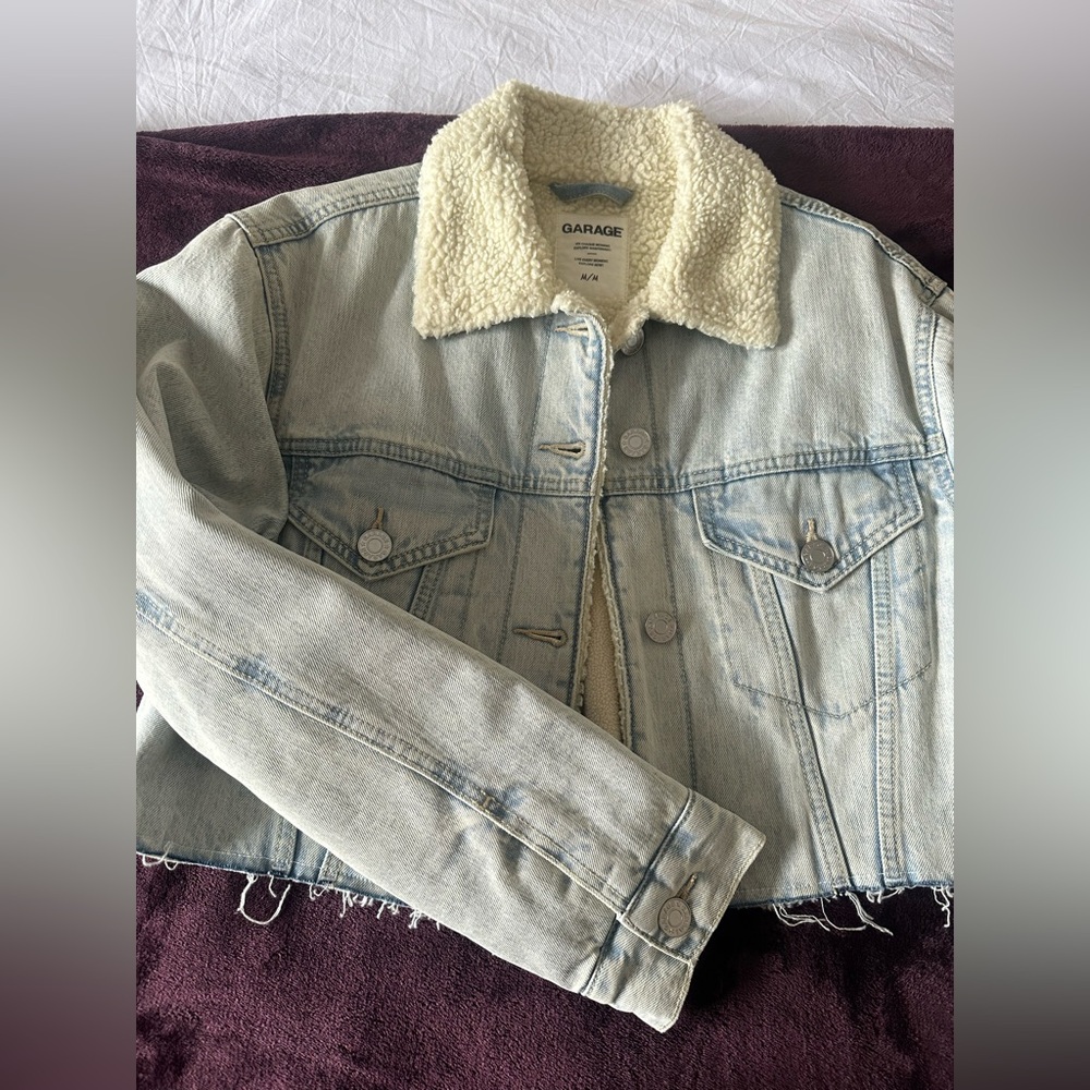 Woman crop jacket